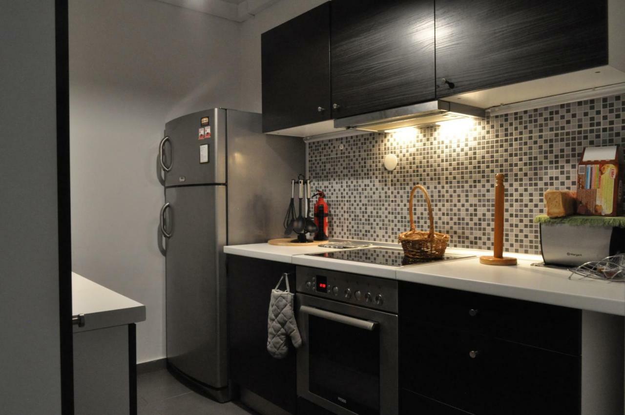 Awesome Home 3' From Metro Athén Kültér fotó
