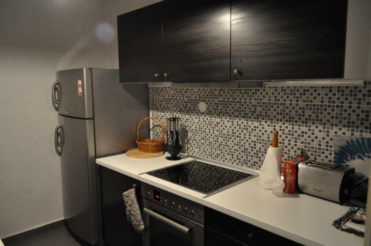 Awesome Home 3' From Metro Athén Kültér fotó