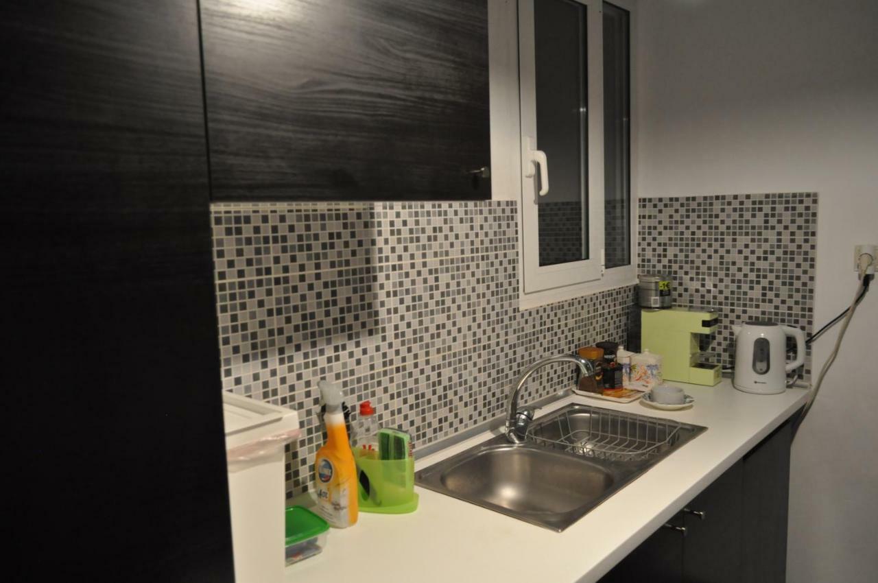Awesome Home 3' From Metro Athén Kültér fotó