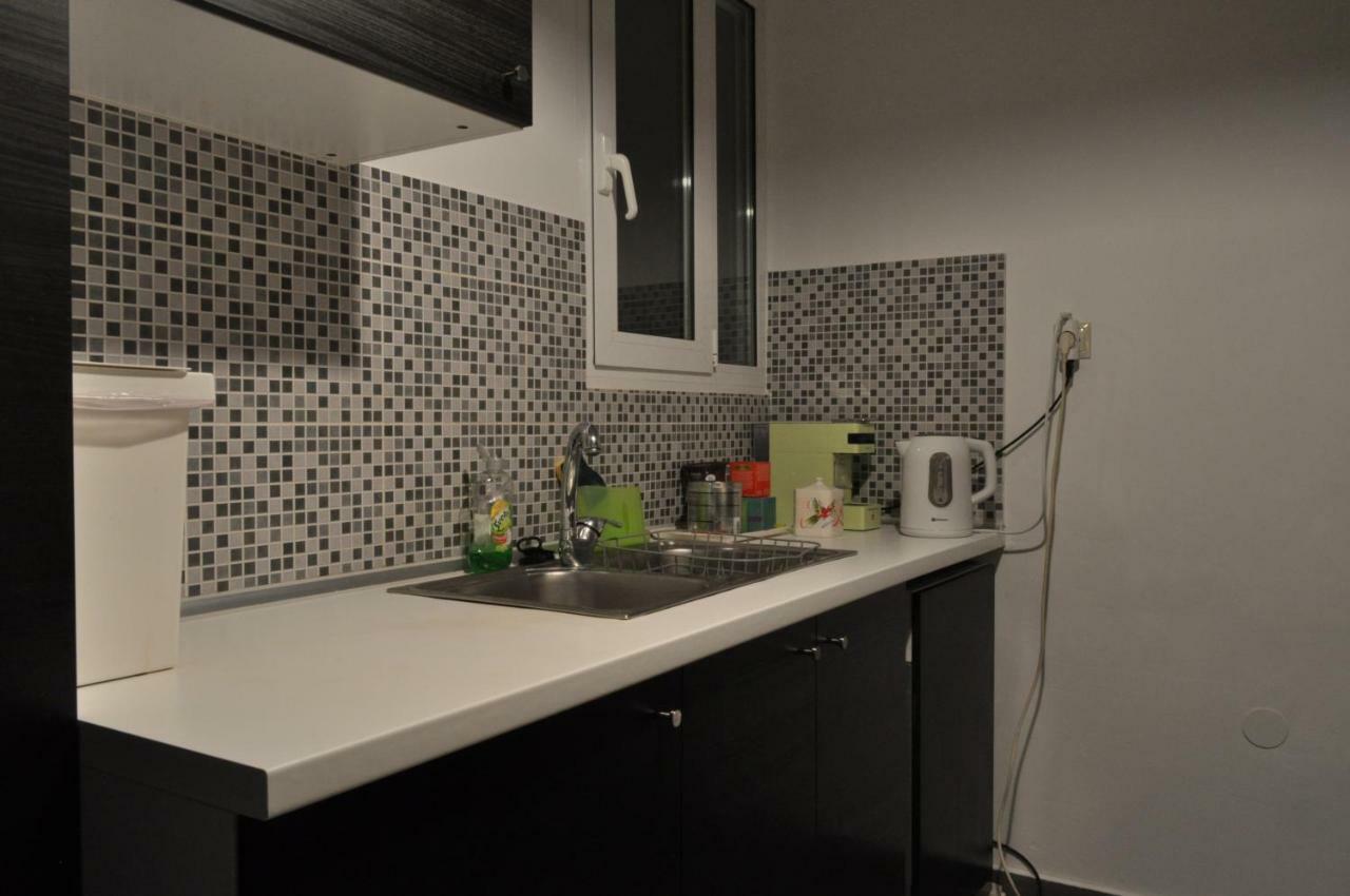 Awesome Home 3' From Metro Athén Kültér fotó